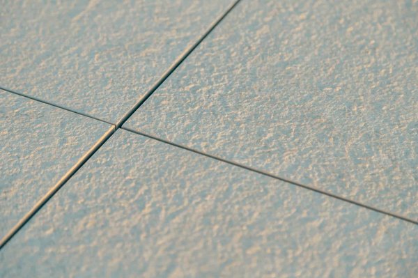 Pose joints de carrelage : combien de temps pour le séchage ?