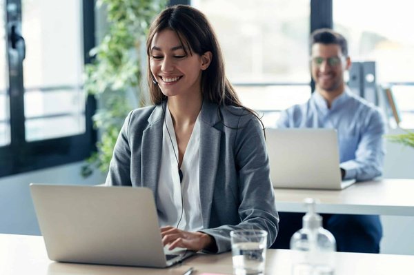 Réussir en ligne avec le top 5 des entreprises